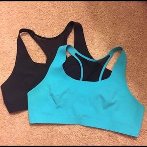2 Perfect Lululemon Bitty Bracer Bras 38c😊